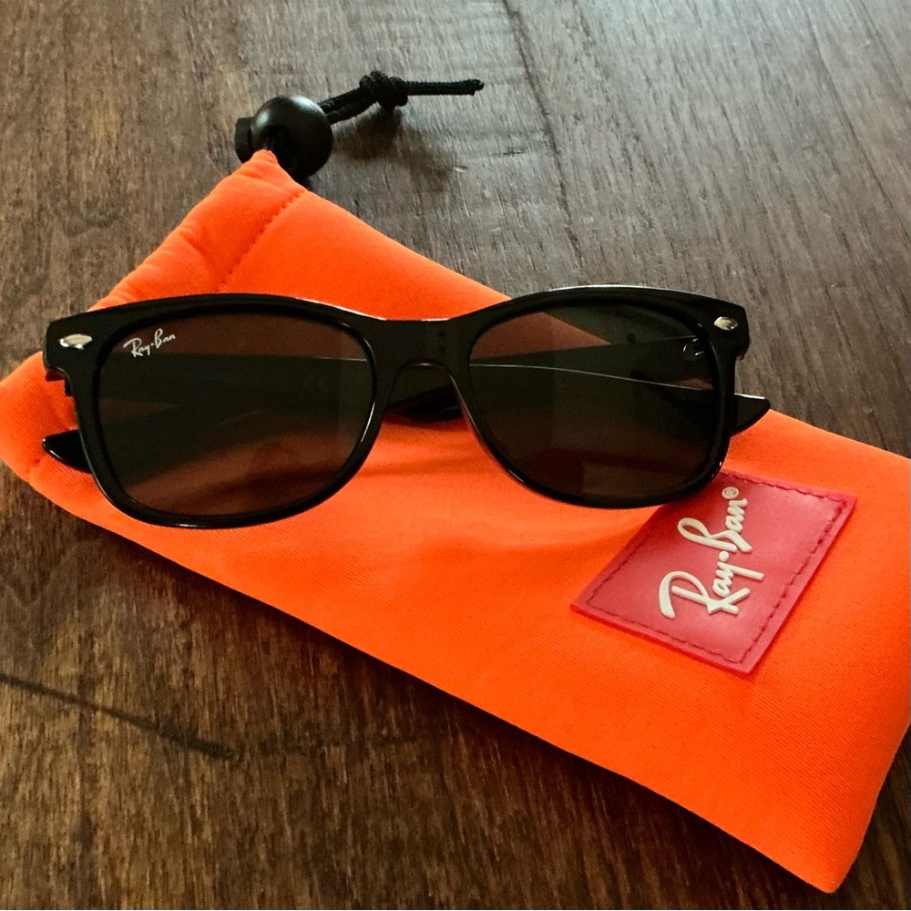 Ray-Ban Wayfarer Sunglasses kids small adult
